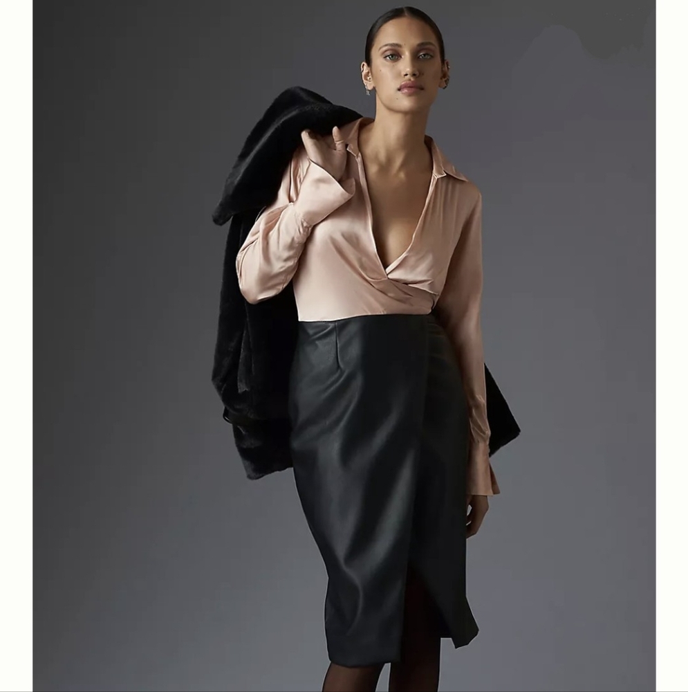NWT By Anthropologie L/S V-Neck Faux Leather Satin Midi Dress Size 10 Pink Black